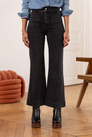 Dusty Black flared jeans- regular lenght